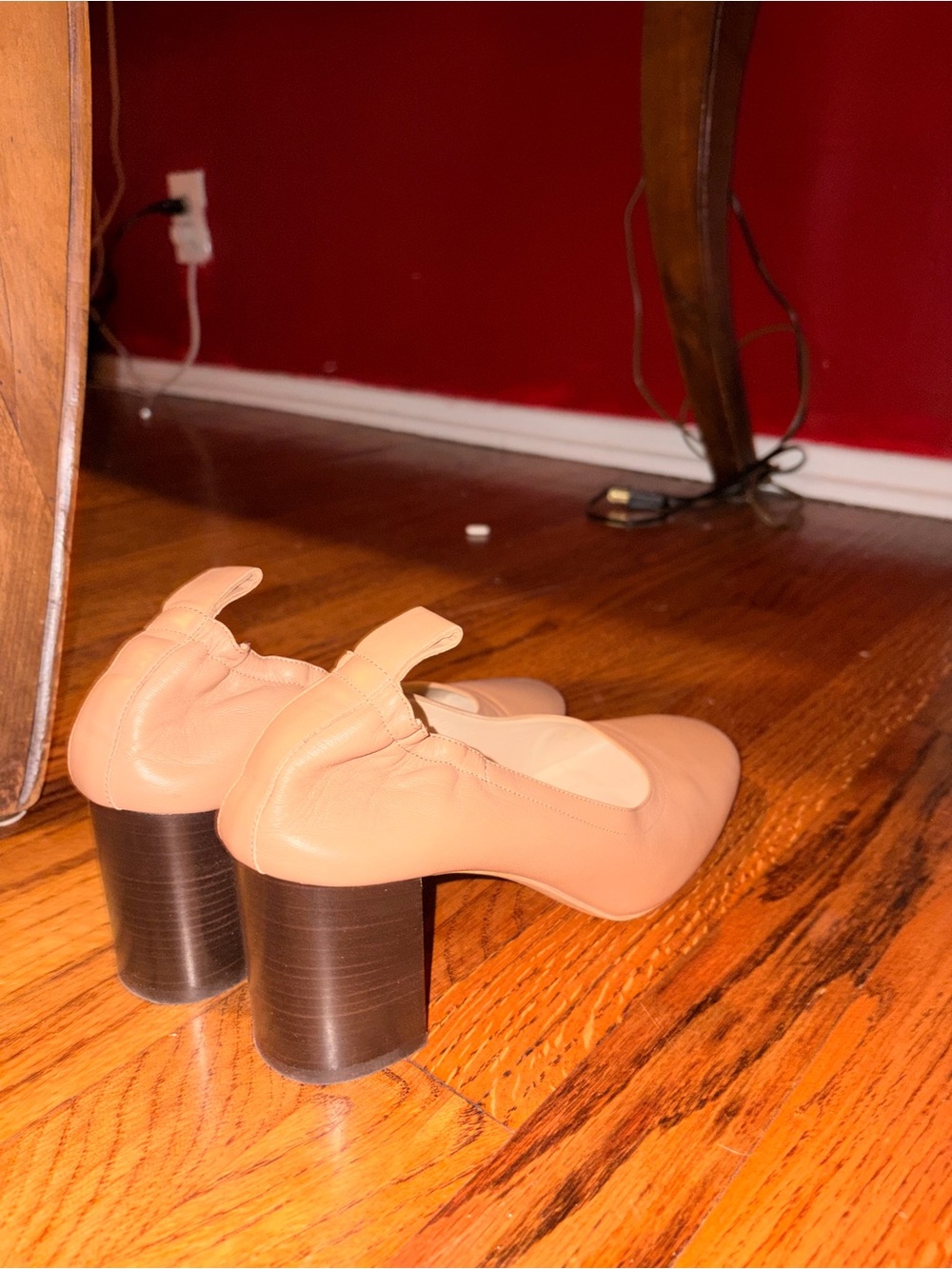 Everlane Italian Leather Dayheel - Picture 2 of 11